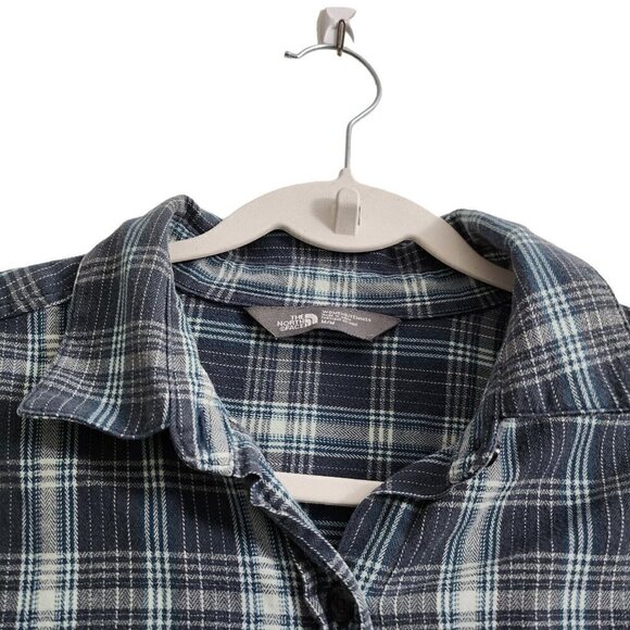 The North Face Top Womens Medium Flannel Button Up Shirt White Plaid Cuff Sleeve - Picture 2 of 12
